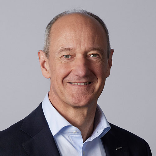 Dr. Roland Busch
